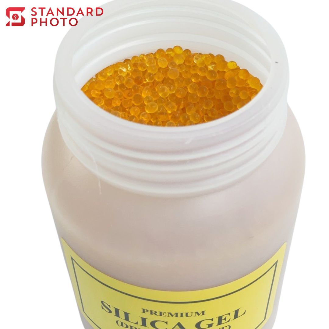 StandardPhoto Premium Orange Silica Gel Beads Side View