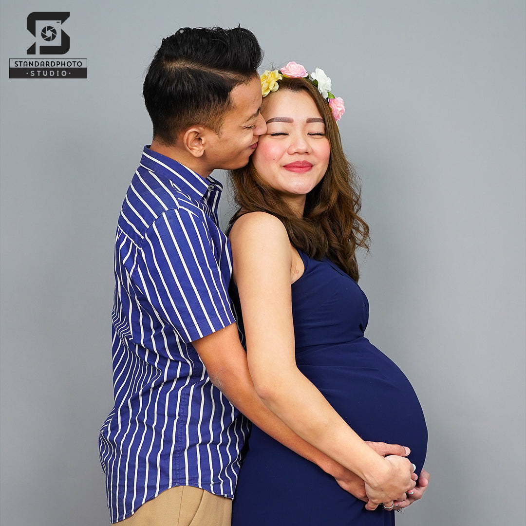 Standard Photo Colour Studio Couple Maternity Pregnancy Pregnant Mummy Portrait Flower Headwear